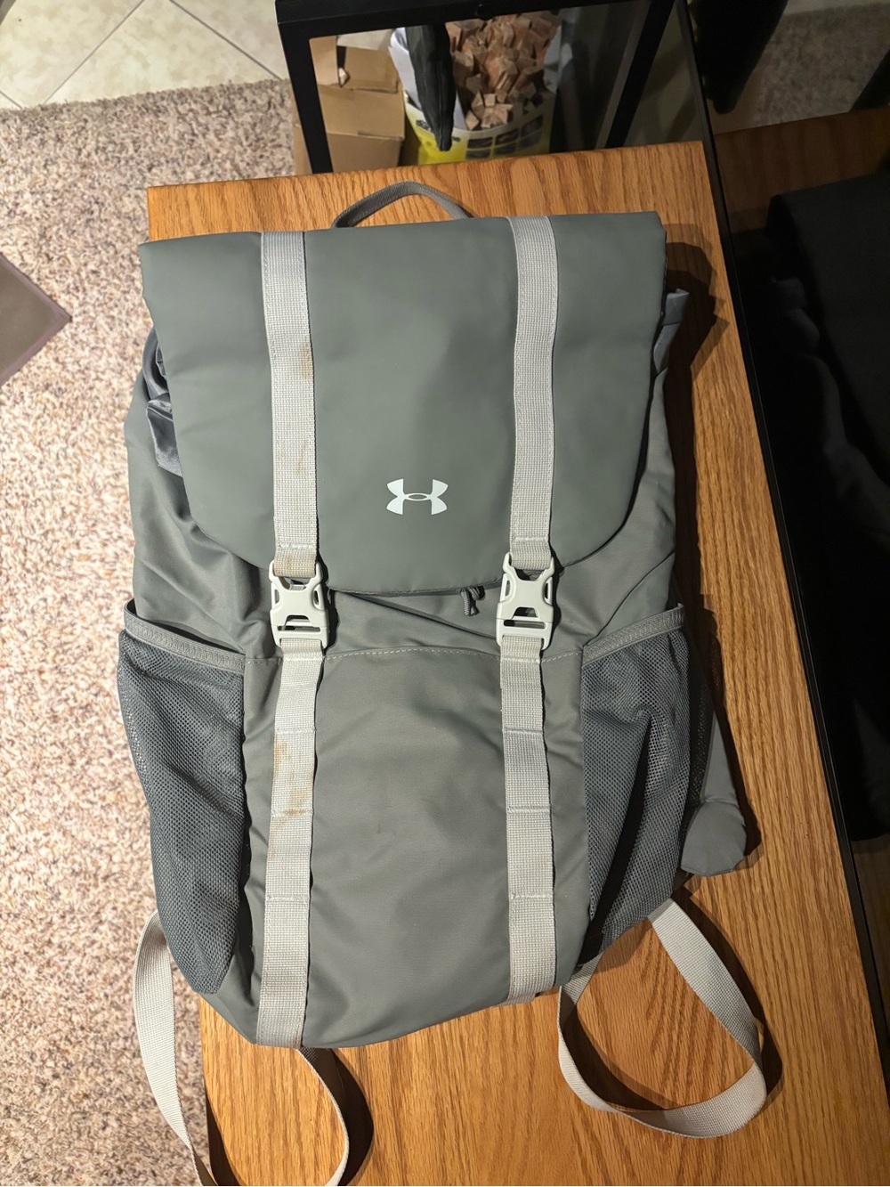 Under Armour Olive Green Roll-Top Backpack with Light Gray Straps
